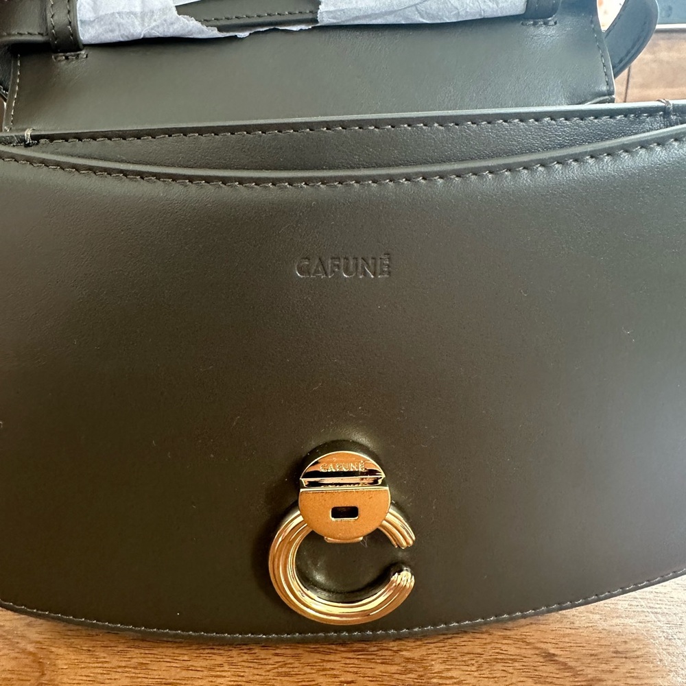 Cafune Small Pendulum Leather Crossbody Bag - Pine Green — image 3 of 8